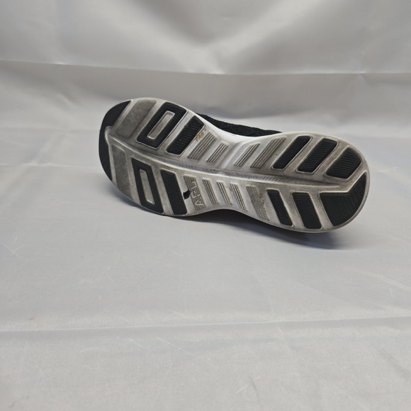 APL Techloom Phantom Women‎ Sz 8.5 Shoes Black/metallic/white - Picture 12 of 14